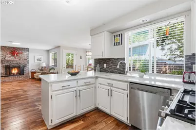 16455 SW Cynthia St, Beaverton, OR 97007 - Photo 9