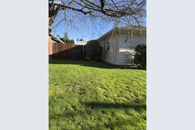 5205 SE Ramona St, Portland, OR 97206 - Photo 3