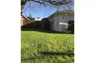 5205 SE Ramona St, Portland, OR 97206 - Photo 3