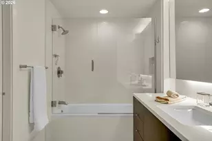 937 NW Glisan St, Portland, OR 97209 - Photo 25