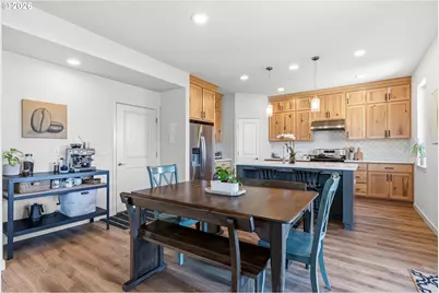 134 E Joyce Ct, La Center, WA 98629 - Photo 7