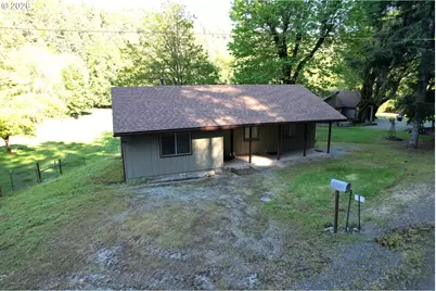 7503 N Myrtle Rd, Myrtle Creek, OR 97457 - Photo 15