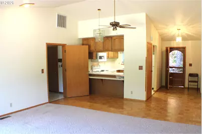 7503 N Myrtle Rd, Myrtle Creek, OR 97457 - Photo 11