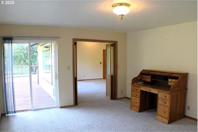 7503 N Myrtle Rd, Myrtle Creek, OR 97457 - Photo 5