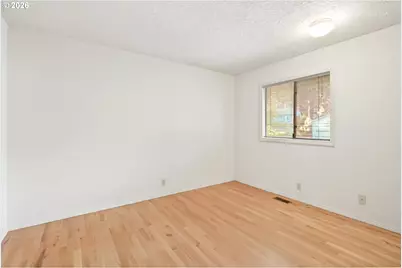 21104 SW Jameco Ct, Tualatin, OR 97062 - Photo 17