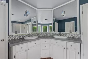 5825 Ridgetop Ct, Lake Oswego, OR 97035 - Photo 31