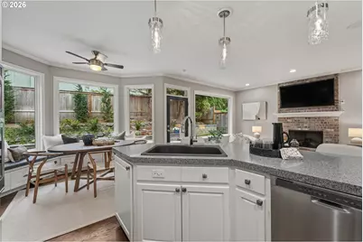 5825 Ridgetop Ct, Lake Oswego, OR 97035 - Photo 27
