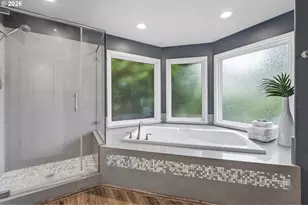 5825 Ridgetop Ct, Lake Oswego, OR 97035 - Photo 35