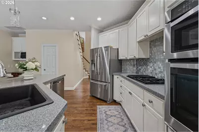5825 Ridgetop Ct, Lake Oswego, OR 97035 - Photo 21