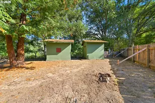 3842 Melrose Rd, Roseburg, OR 97471 - Photo 39