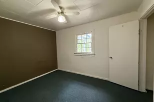 420 SW 4th Ave, Myrtle Creek, OR 97457 - Photo 17