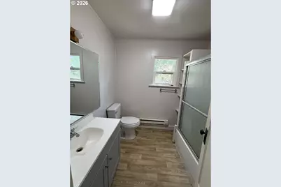 420 SW 4th Ave, Myrtle Creek, OR 97457 - Photo 13