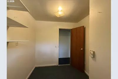 420 SW 4th Ave, Myrtle Creek, OR 97457 - Photo 19