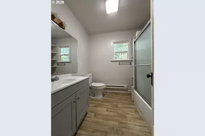 420 SW 4th Ave, Myrtle Creek, OR 97457 - Photo 21