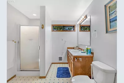 325 W Niagara Ave, Astoria, OR 97103 - Photo 21