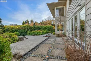 1205 SW Myrtle Dr, Portland, OR 97201 - Photo 39