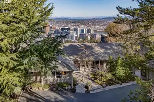 1205 SW Myrtle Dr, Portland, OR 97201 - Photo 31