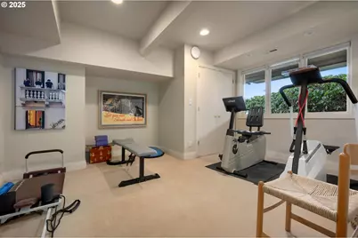 1205 SW Myrtle Dr, Portland, OR 97201 - Photo 37