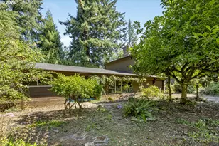 19766 Impala Ln, Oregon City, OR 97045 - Photo 43