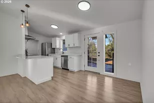 1477 June Way, Woodburn, OR 97071 - Photo 9