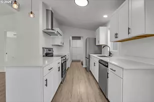 1477 June Way, Woodburn, OR 97071 - Photo 15