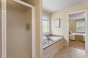 4678 NW Oxbridge Dr, Portland, OR 97229 - Photo 31