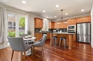4678 NW Oxbridge Dr, Portland, OR 97229 - Photo 9