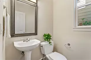 4678 NW Oxbridge Dr, Portland, OR 97229 - Photo 21