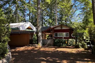 151 Outer Dr, Florence, OR 97439 - Photo 1
