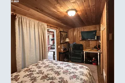 151 Outer Dr, Florence, OR 97439 - Photo 11