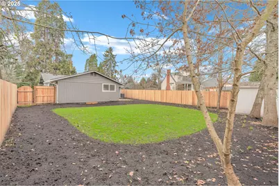 398 21st St, Salem, OR 97301 - Photo 29