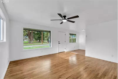 398 21st St, Salem, OR 97301 - Photo 7