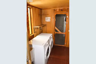 381 NE Village Squire Ave #2, Gresham, OR 97030 - Photo 21