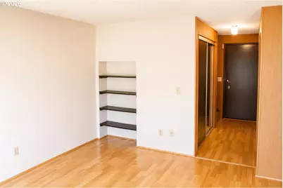 381 NE Village Squire Ave #2, Gresham, OR 97030 - Photo 7