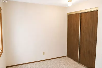 381 NE Village Squire Ave #2, Gresham, OR 97030 - Photo 31