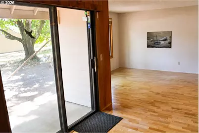 381 NE Village Squire Ave #2, Gresham, OR 97030 - Photo 13