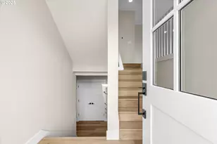 349 SE Walnut St, Hillsboro, OR 97123 - Photo 7