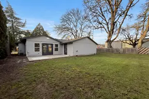 2730 SE 45th Ct, Hillsboro, OR 97123 - Photo 5