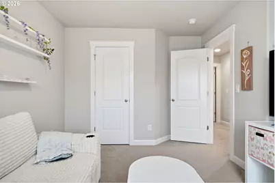 618 E Tanoak Ave, La Center, WA 98629 - Photo 29