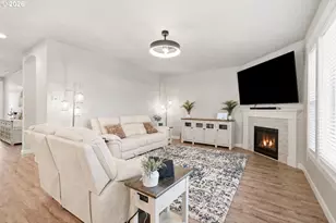 618 E Tanoak Ave, La Center, WA 98629 - Photo 9