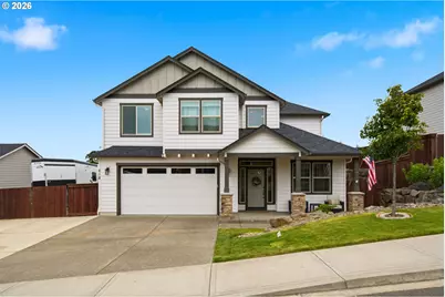 618 E Tanoak Ave, La Center, WA 98629 - Photo 1