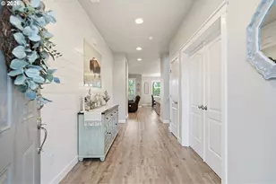 618 E Tanoak Ave, La Center, WA 98629 - Photo 7