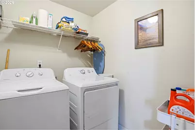 17601 SW Jay St, Beaverton, OR 97003 - Photo 21