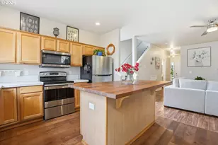 17601 SW Jay St, Beaverton, OR 97003 - Photo 11