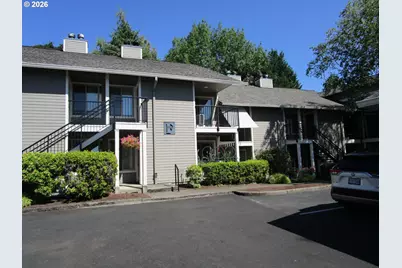 86 Kingsgate Rd #F104, Lake Oswego, OR 97035 - Photo 1