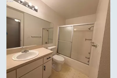 86 Kingsgate Rd #F104, Lake Oswego, OR 97035 - Photo 17