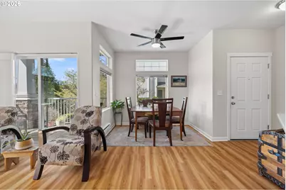 14721 SW Beard Rd #102, Beaverton, OR 97007 - Photo 9