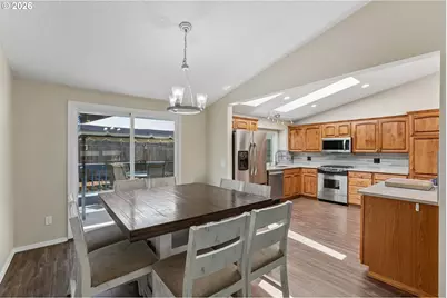8915 NE 28th Pl, Vancouver, WA 98665 - Photo 15