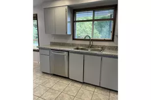 9885 SW Sattler St, Portland, OR 97224 - Photo 15