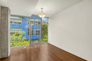 1221 SW 10th Ave, Portland, OR 97205 - Photo 17